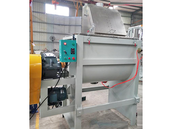 卧式混料机